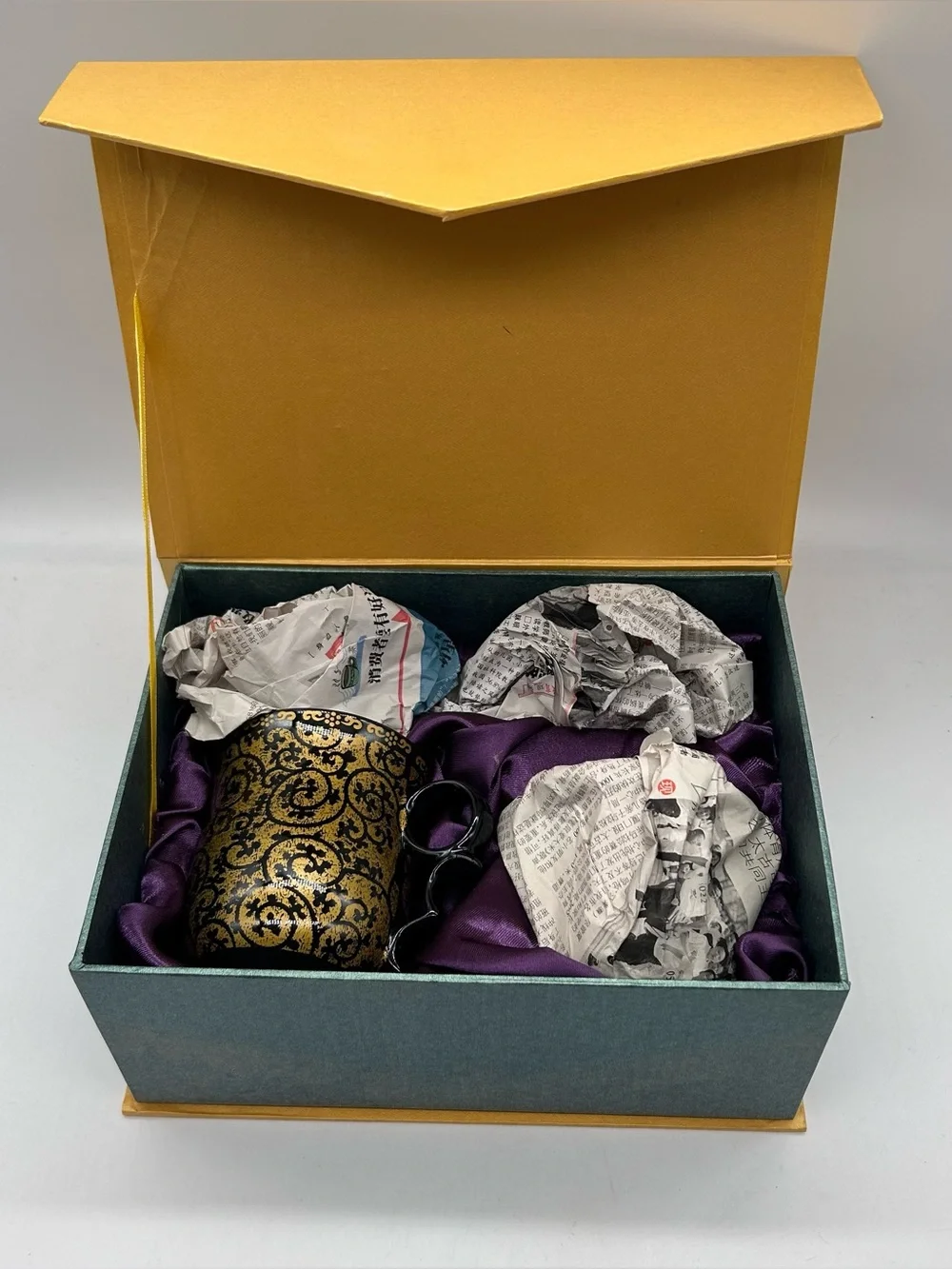 NEW Chinese Tea Cup Diffuser Set Gzhengfu Black Gold